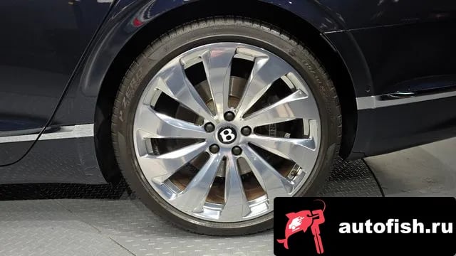 Bentley Flying Spur Flying Spur 3rd Generation 2021 года - вид 5