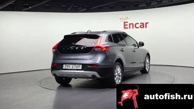 Volvo V40 V40 Cross-Country 2018 года - вид 2