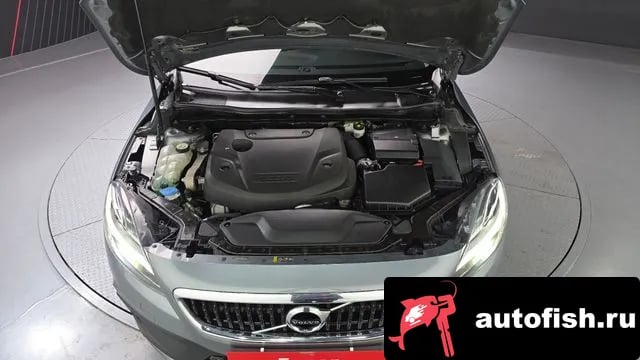 Volvo V40 V40 Cross-Country 2018 года - вид 6