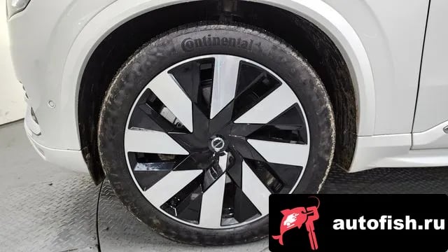 Volvo XC90 XC90 second Generation 2024 года - вид 4