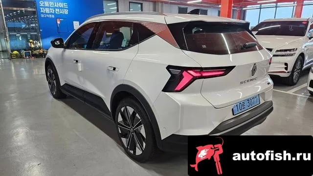 Renault Korea (Samsung) Scenic Senik 2026 года - вид 3