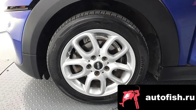 Mini Cooper Cooper D 2019 года - вид 5