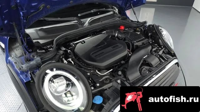 Mini Cooper Cooper D 2019 года - вид 6