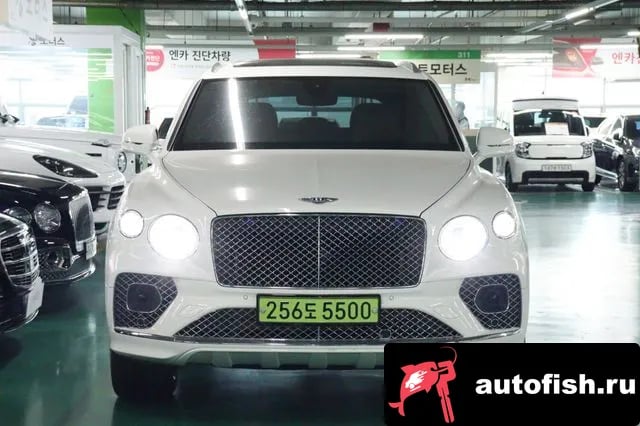 Bentley Bentayga Benteiga 2022 года - вид 3