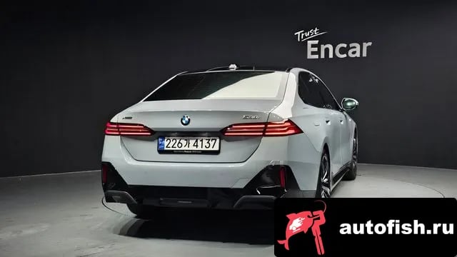 BMW 5-Series 5 Series (G60) 2024 года - вид 4