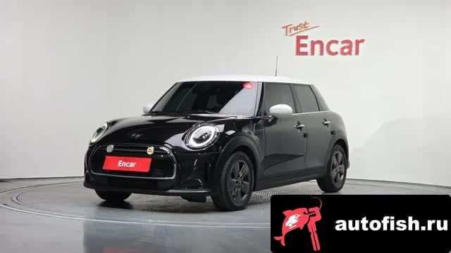 Mini Cooper Cooper 2023 года - автомобиль из Южной Кореи