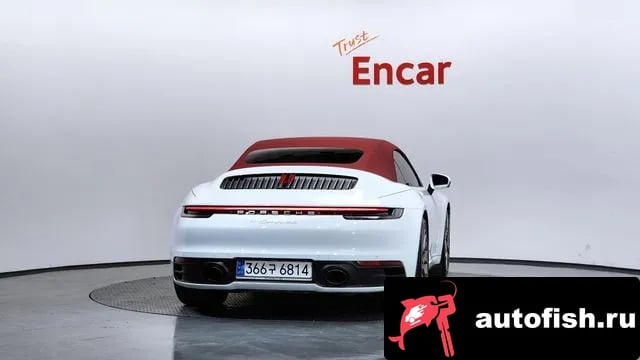 Porsche 911 911 (992) 2021 года - вид 4