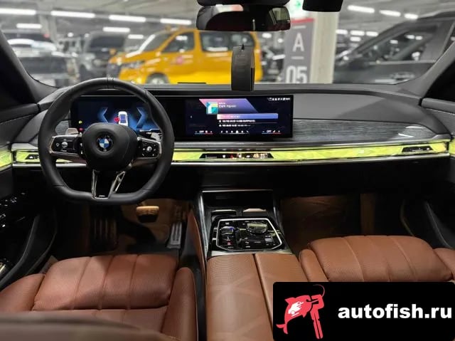 BMW 7-Series 7 Series (G70) 2025 года - вид 5