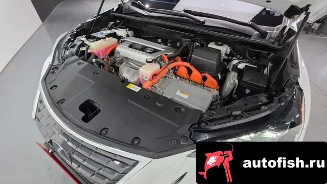 Lexus NX NX300h 2018 года - вид 6