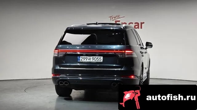 Lincoln Aviator Aviator 2nd generation 2020 года - вид 4