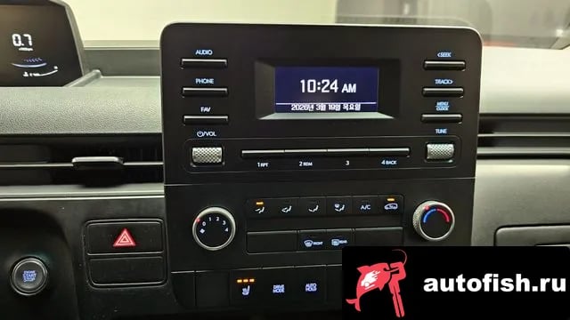 Hyundai Staria Staria 2025 года - похожие автомобили