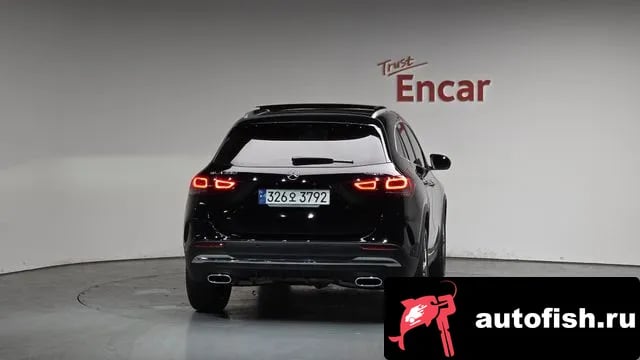 Mercedes-Benz GLA-Class GLA - Class H247 2023 года - вид 3