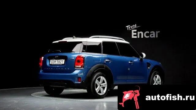 Mini Countryman Cooper Country Man 2018 года - вид 2