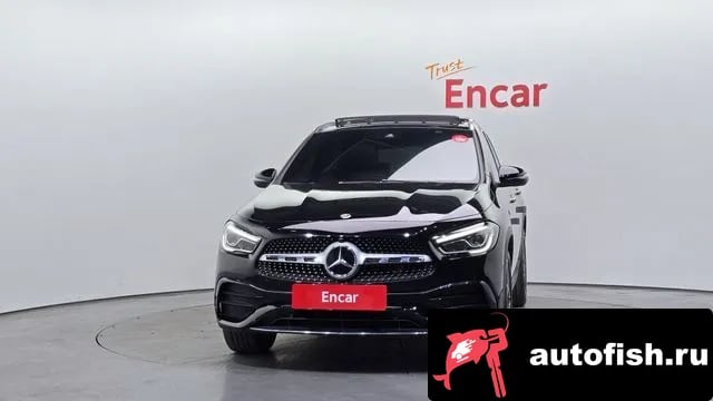 Mercedes-Benz GLA-Class GLA - Class H247 2020 года - вид 3