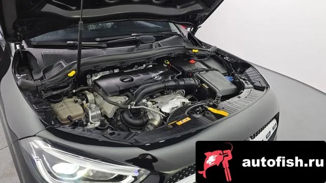 Mercedes-Benz GLA-Class GLA - Class H247 2020 года - вид 6