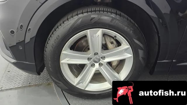 Audi Q8 Q8 (4M) 2021 года - вид 5