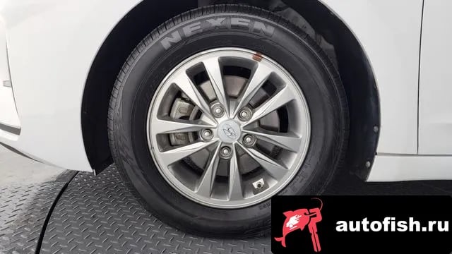 Hyundai AVANTE The New Avante AD 2020 года - вид 5