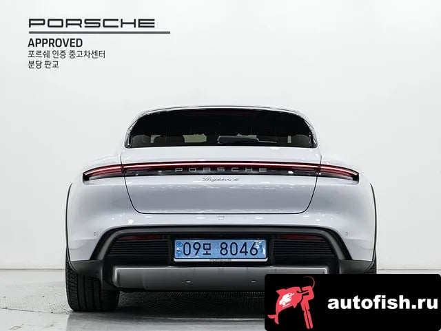 Porsche Taycan Taikan 2023 года - вид 4
