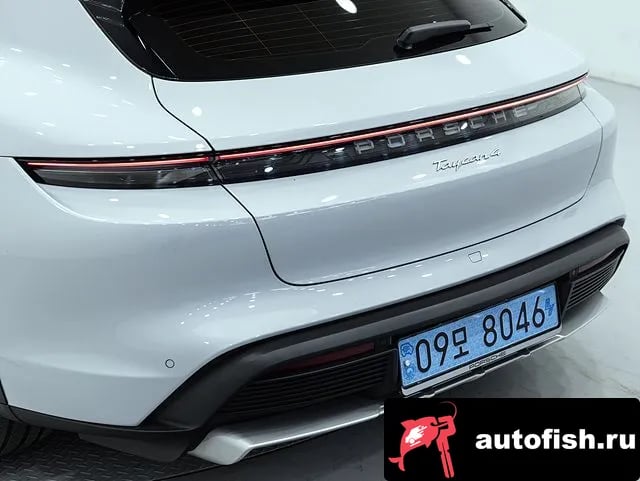 Porsche Taycan Taikan 2023 года - похожие автомобили
