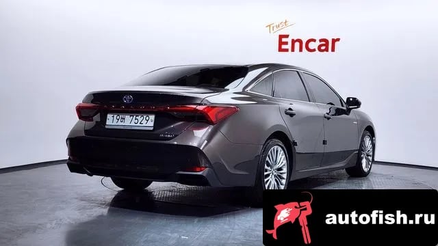 Toyota Avalon Avalon 5th Generation 2018 года - вид 2