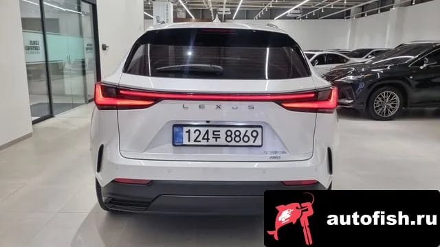 Lexus NX NX350h Second generation 2025 года - вид 4