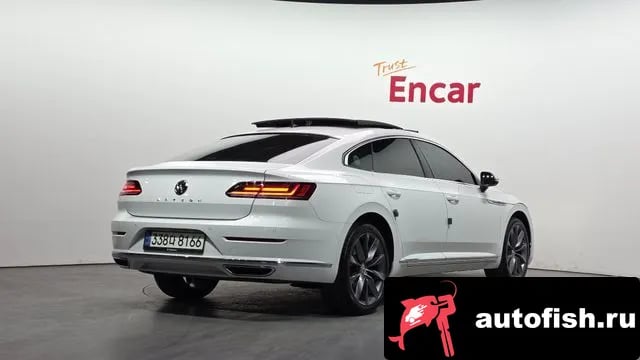 Volkswagen Arteon Atheon 2020 года - вид 2