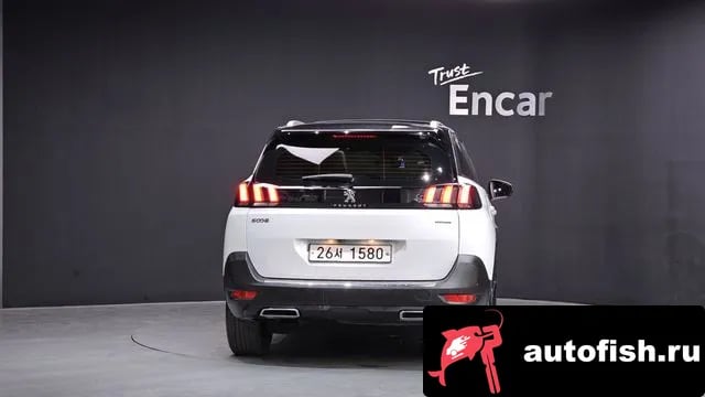 Peugeot 5008 5008 second generation 2018 года - вид 4