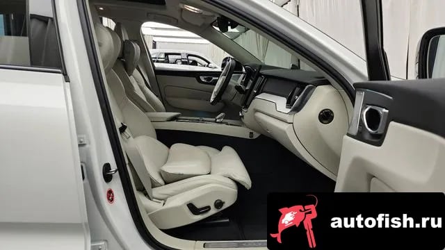 Volvo XC60 XC60 second Generation 2025 года - похожие автомобили