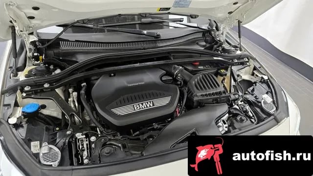 BMW 1-Series 1 Series (F40) 2021 года - вид 6