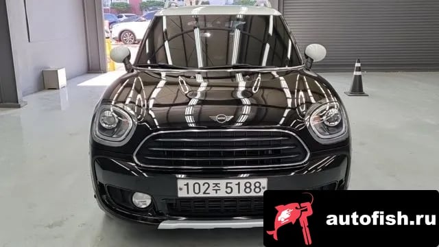 Mini Countryman Cooper Country Man 2019 года - вид 3