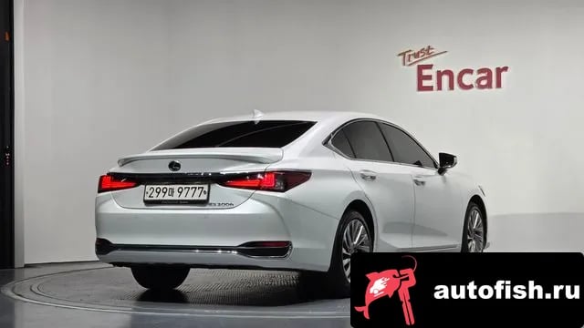 Lexus ES ES300h 7th generation 2023 года - вид 2