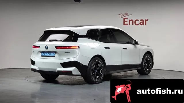 BMW iX iX 2022 года - автомобиль из Южной Кореи