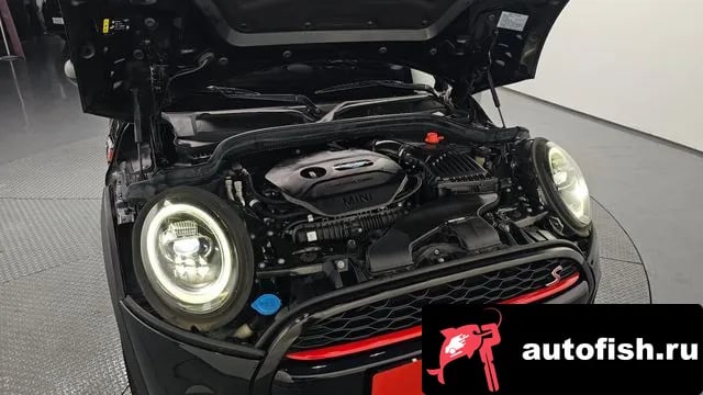 Mini Cooper Cooper S 2019 года - вид 6