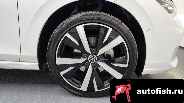 Volkswagen Golf Golf 8th Generation 2025 года - вид 5