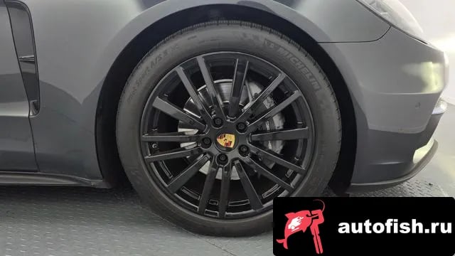 Porsche Panamera Panamera (971) 2018 года - вид 5