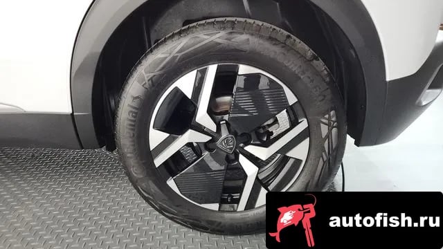 Peugeot 2008 2008 Second generation 2023 года - вид 5