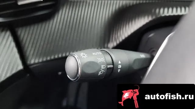 Peugeot 2008 2008 Second generation 2023 года - похожие автомобили