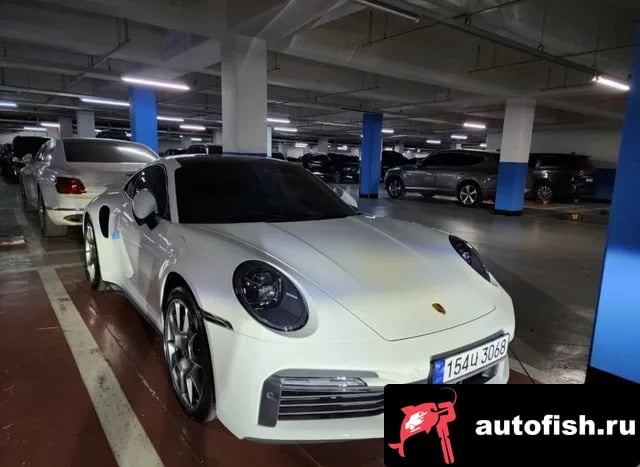 Porsche 911 911 (992) 2021 года - вид 2