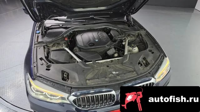 BMW 5-Series 5 Series (G30) 2020 года - вид 6