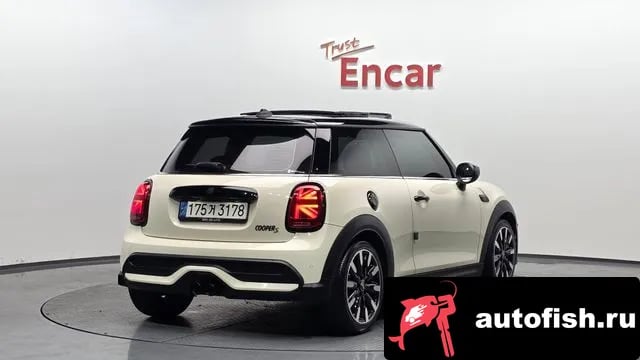 Mini Cooper Cooper S 2021 года - вид 2