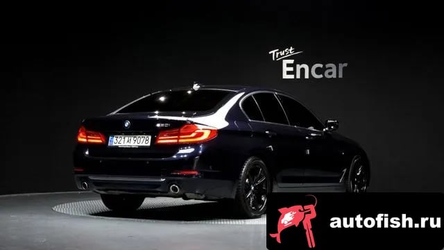 BMW 5-Series 5 Series (G30) 2018 года - вид 2