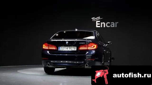 BMW 5-Series 5 Series (G30) 2018 года - вид 4