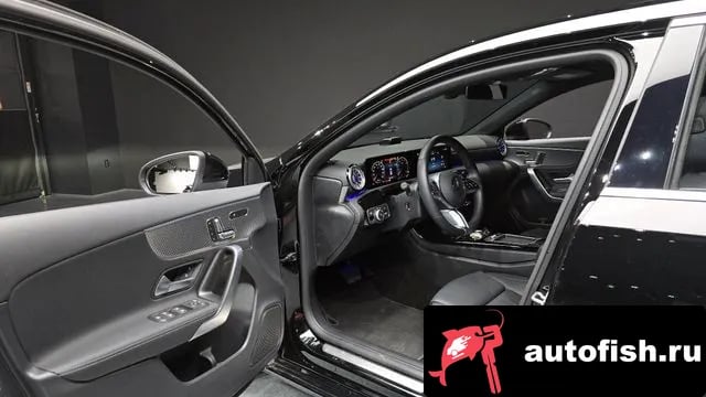 Mercedes-Benz A-Class A-Class W177 2024 года - похожие автомобили