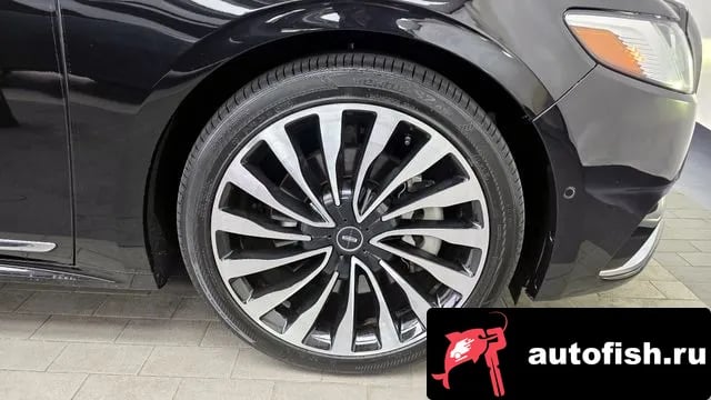 Lincoln Continental Continental 10th Generation 2019 года - вид 5