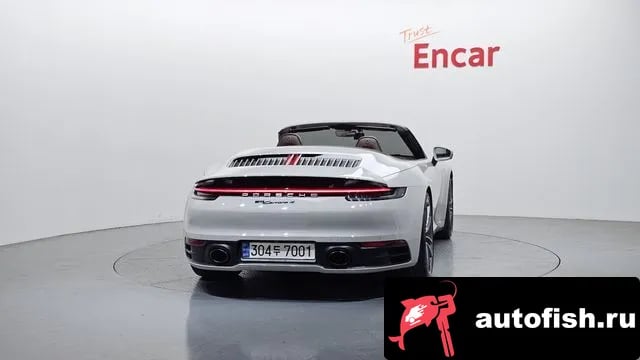Porsche 911 911 (992) 2021 года - вид 4