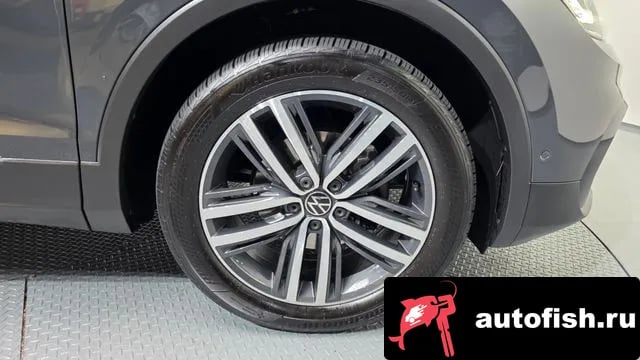Volkswagen Tiguan Tiguan second Generation 2021 года - вид 5