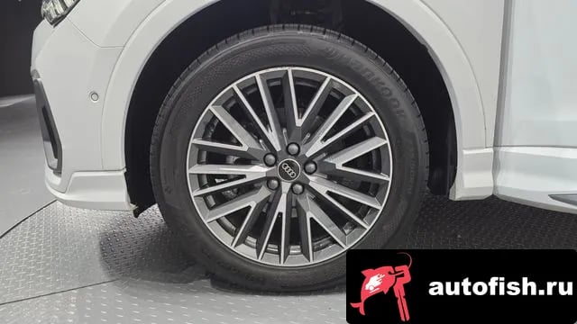 Audi Q3 Q3 (F3) 2023 года - вид 5