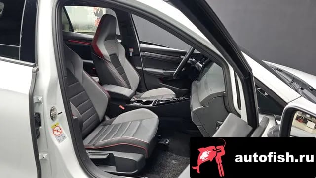 Volkswagen Golf Golf 8th Generation 2024 года - похожие автомобили