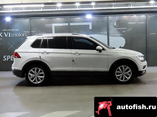 Volkswagen Tiguan Tiguan second Generation 2020 года - вид 3