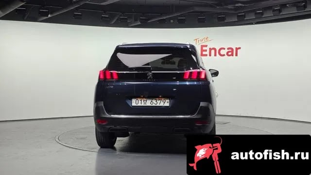 Peugeot 5008 5008 second generation 2018 года - вид 4